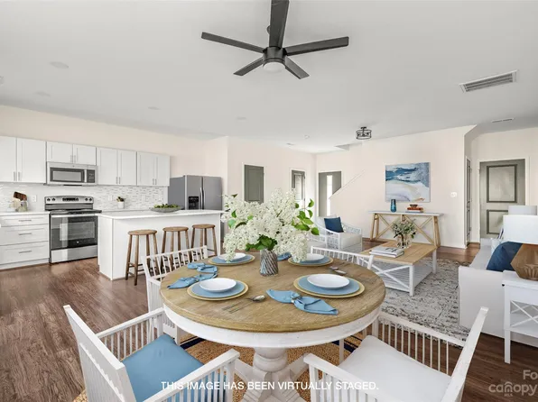 5241 Grenelefe Village Rd, Charlotte, NC 28269
