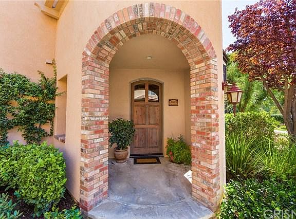 2nd image of 26803 Renoir Ln