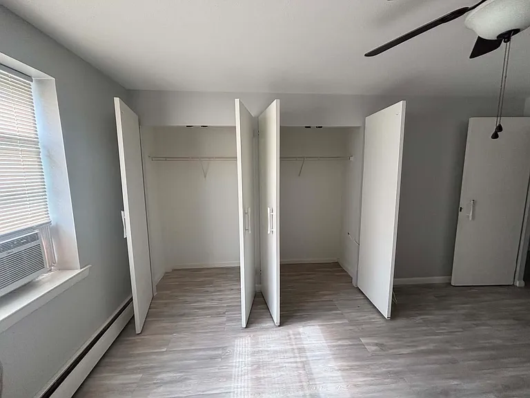 40 Owen St #D10 — Photo 17