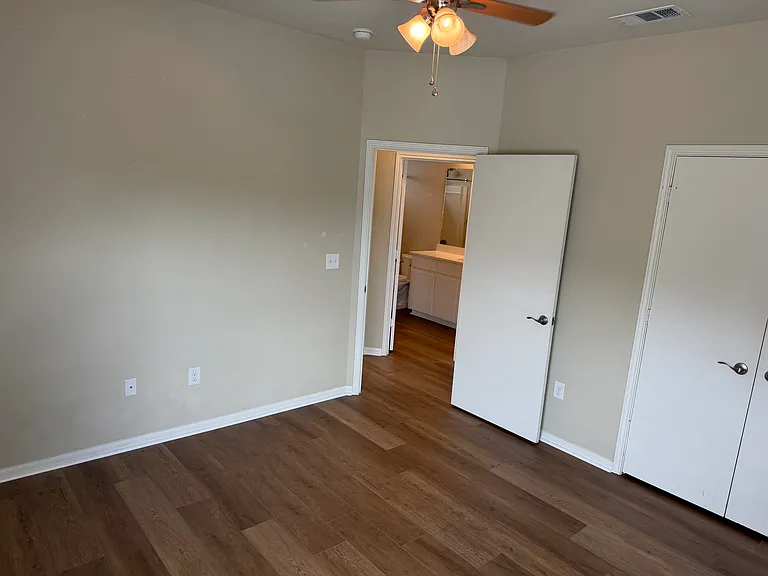 207 Grange St — Photo 7
