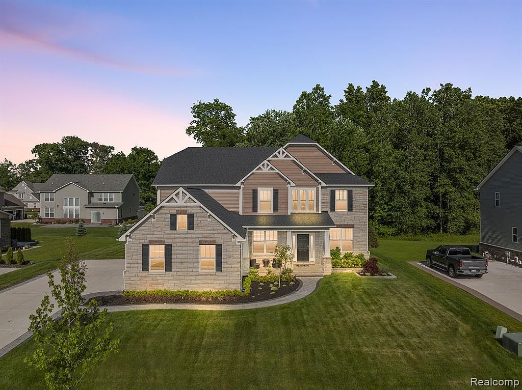 3387 Huntsman Blvd, Lake Orion, MI 48360 Zillow
