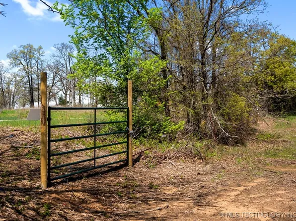 2 Hickory Bluff Rd, Sapulpa, OK 74066