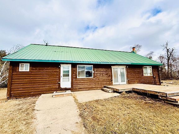 3rd image of 515 Carr Lake Rd SE