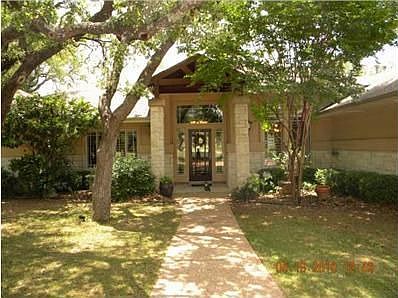 2nd image of 305 Park Place Dr