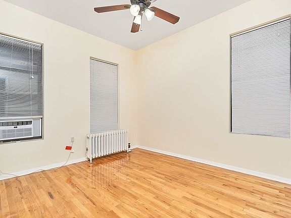 4th image of 270 E 78th St APT 4