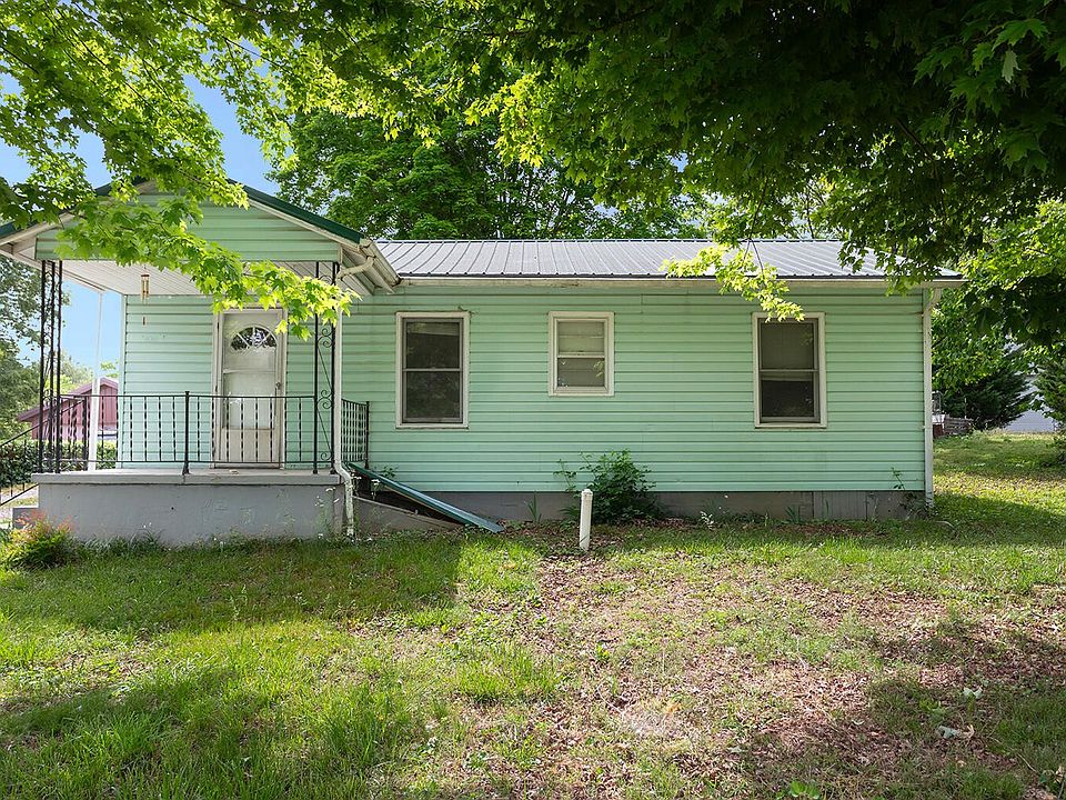 1st image of 110 Hammonds Rd