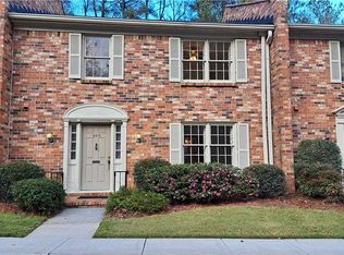 2376 Leafgate Rd, Decatur, GA 30033
