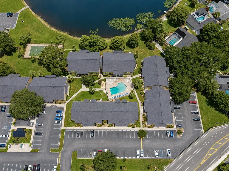 912 Lake Destiny Rd #D — Photo 3