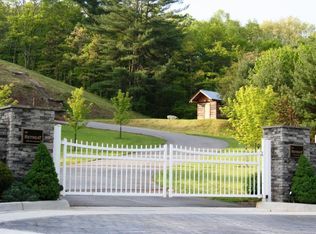 23 Wildwood Ave, Lewisburg, WV 24901