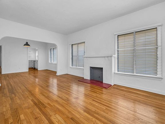 3rd image of 458 N Ogden Dr APT 1