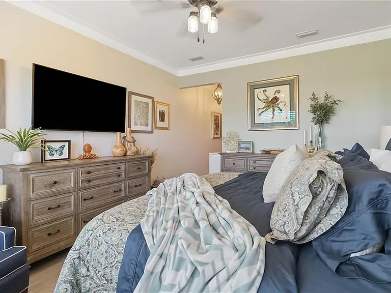 7242 Hamilton Rd — Photo 13