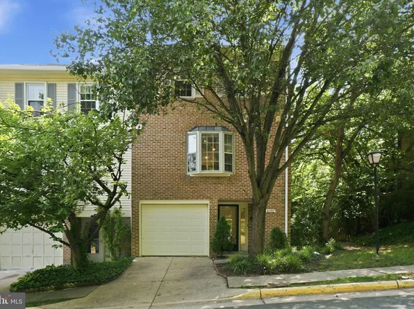 6012 Crown Royal Cir, Alexandria, VA 22310