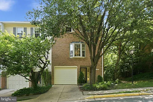 6012 Crown Royal Cir Photo 1
