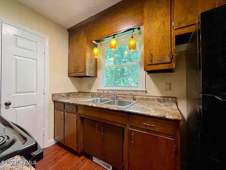 3804 Brandywine Dr — Photo 9