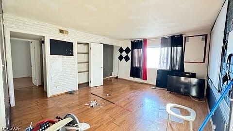 1st image of 3811 Daisy St APT 35