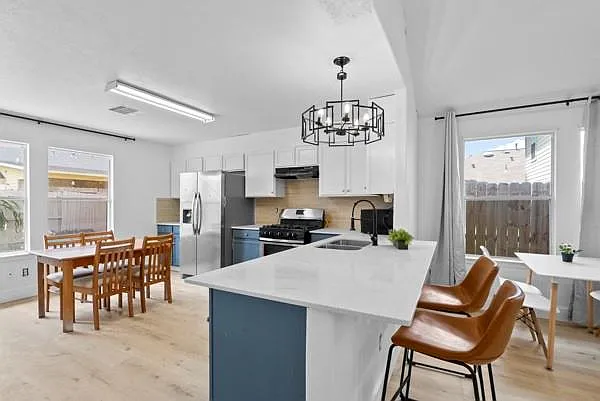 5915 Shining Leaf Ct — Photo 10