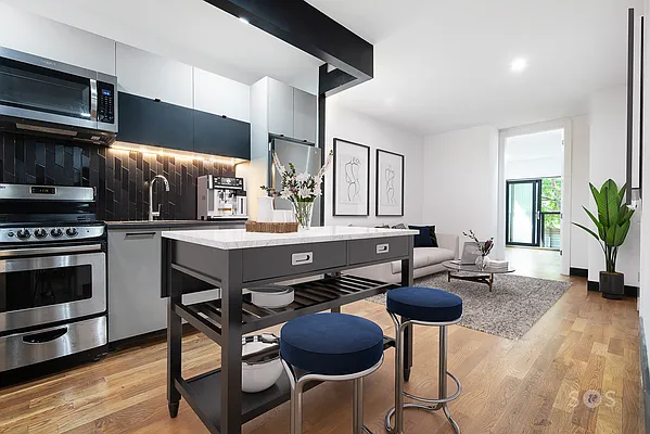 Rented by Brick&Mortar | media 10