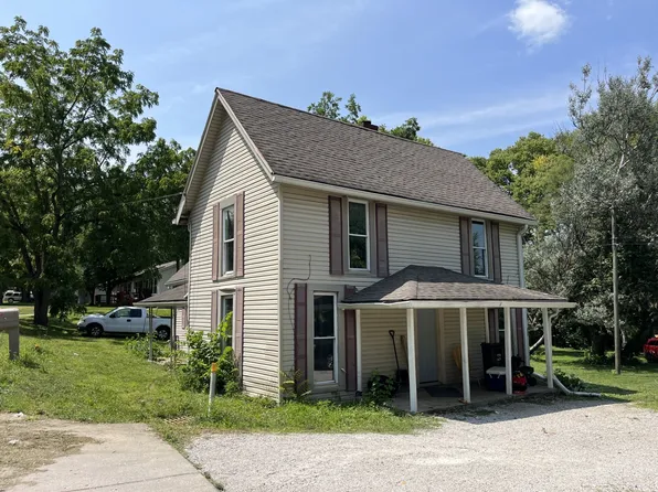 810 E Elmore St, Crawfordsville, IN 47933