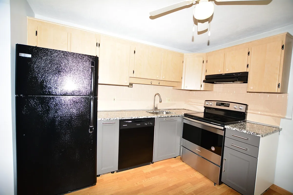 Building Photo - 9B Mayberry Dr #1
