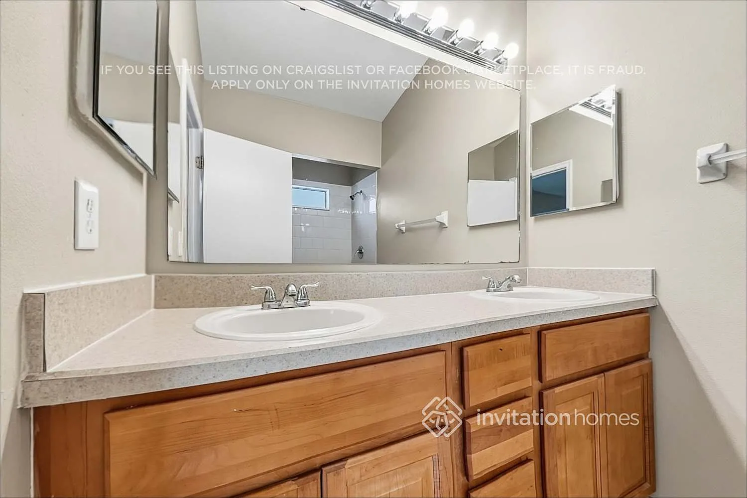 1422 Coldwater Ct Orlando, FL 32824 — Photo 3
