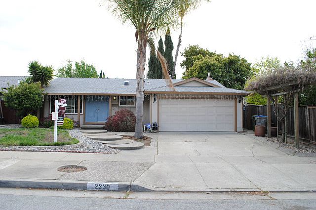 1st image of 2330 Pentland Way