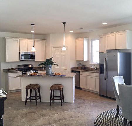 3rd image of 17 Eagle Ridge Cir