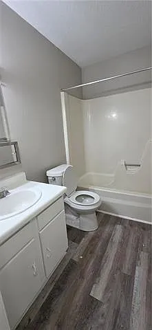 650 Central Ave #110 — Photo 5