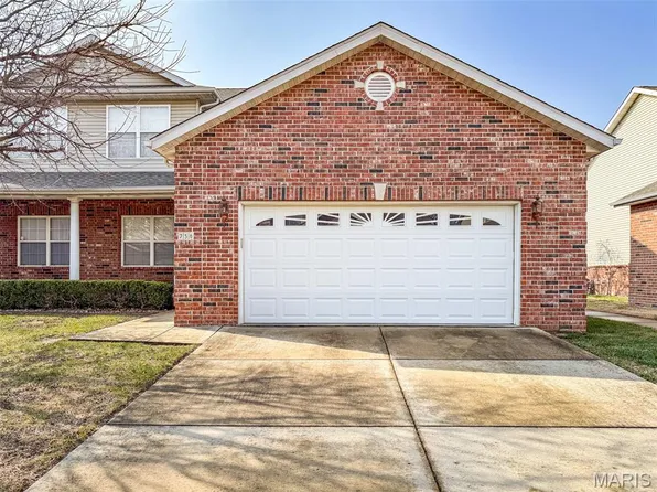 756 Erika St, O'Fallon, IL 62269