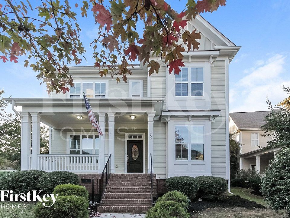 1st image of 135 Water Oak Dr