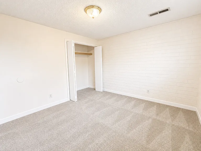 Berrum Park Apartments — Photo 8