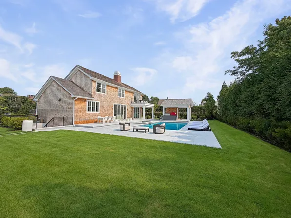 60 Culver St, Southampton, NY 11968