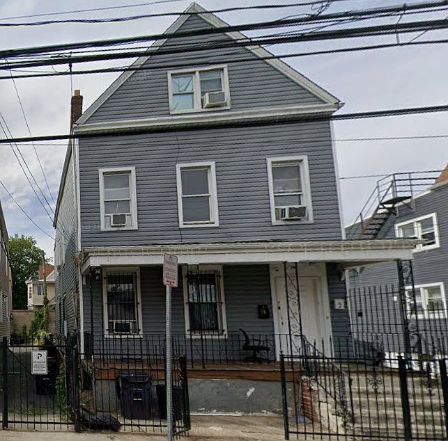 1st image of 340 N 6th St #1