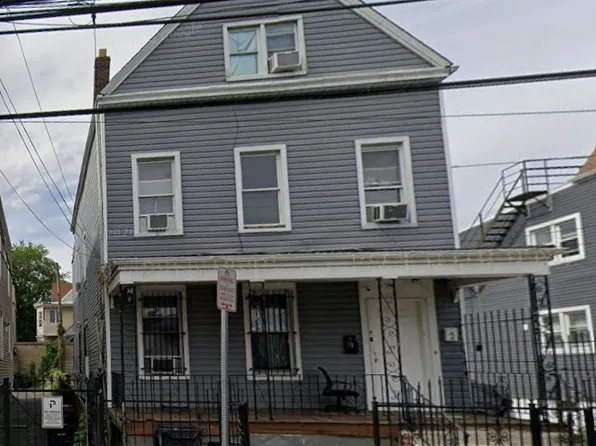 340 N 6th St #1, Newark, NJ 07107
