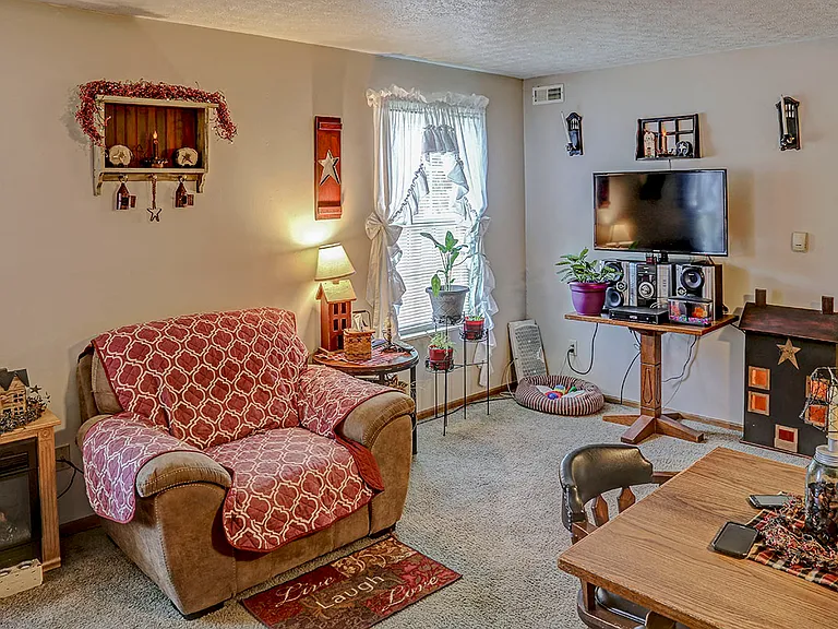 Glennview Apartments — Photo 19