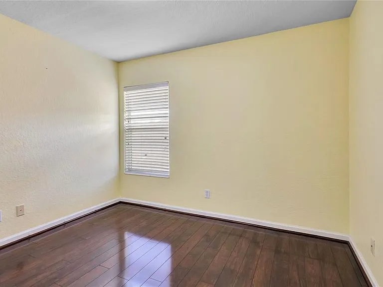 7325 Derexa Dr — Photo 24