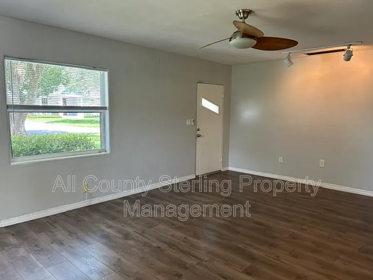 620 Central Ave — Photo 8
