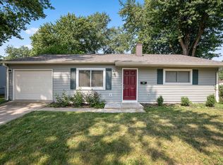 24 Brentwood Dr, Mooresville, IN 46158