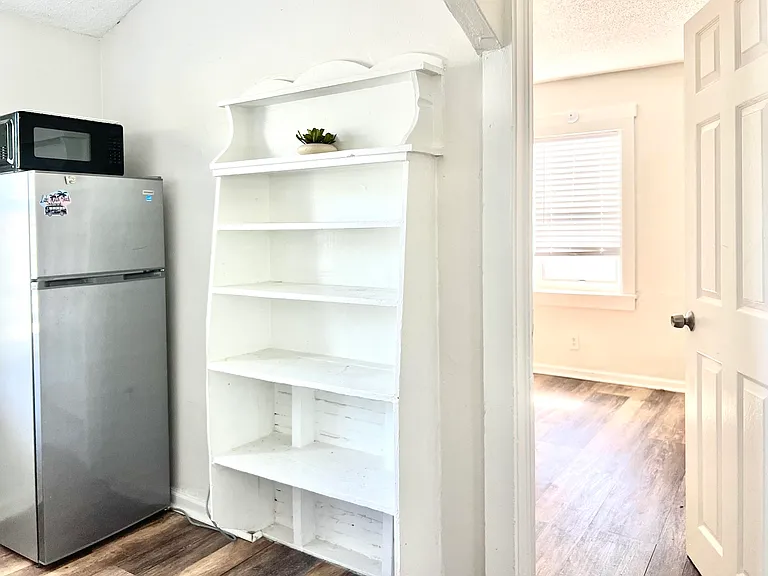 419 S J St #C — Photo 9