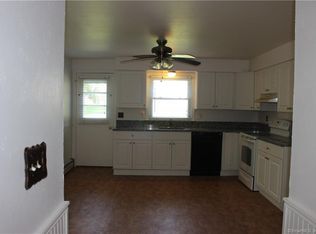 647 Light St, Stratford, CT 06614