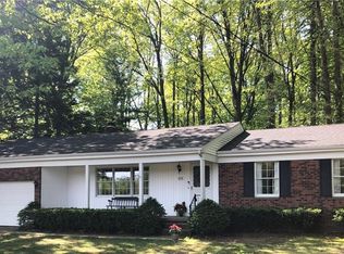 5592 Lockwood Rd, Madison, OH 44057