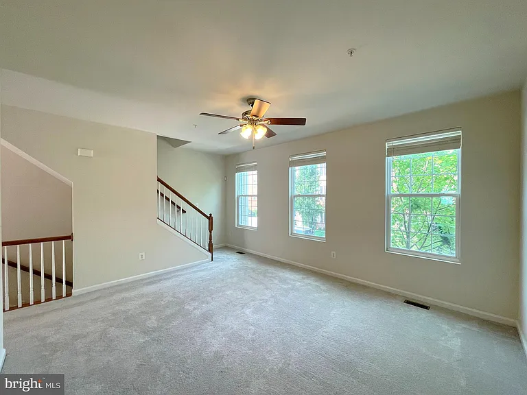 2863 Hedgerow Pl — Photo 13