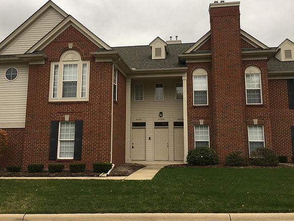 3rd image of 44316 Lakepointe Dr
