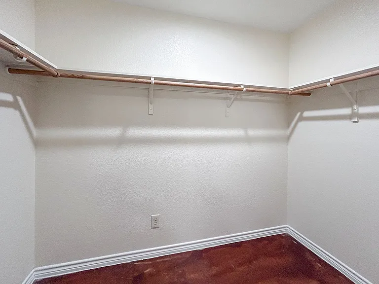 212 County Road 485 — Photo 11