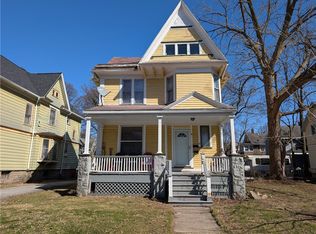 68 Warwick Ave, Rochester, NY 14611