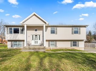 3 Algonquin Circle, Airmont, NY