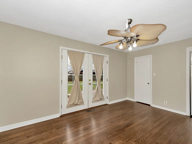 607 Bob Wallace Ave SW — Photo 23