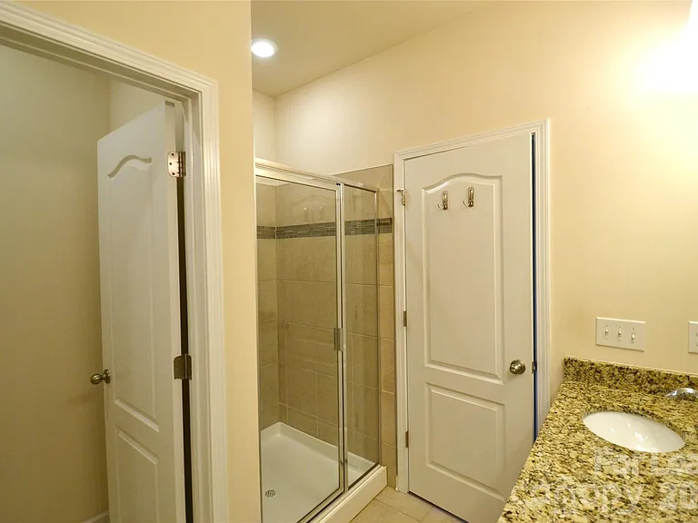 12854 Robert Walker Dr — Photo 16