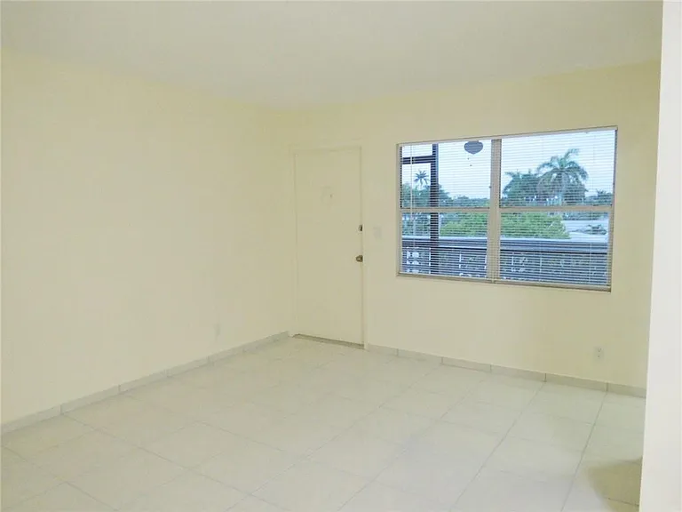 1425 Arthur St #414B — Photo 16