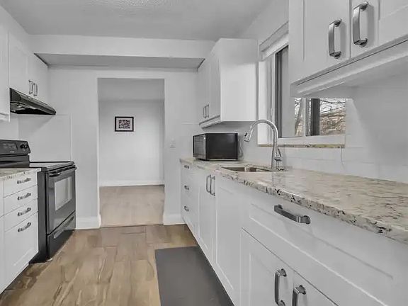 3rd image of 358 Waterloo Ave #205