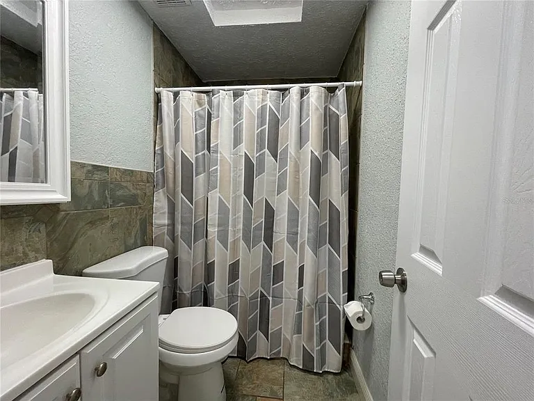 8910 Elm Leaf Ct — Photo 17